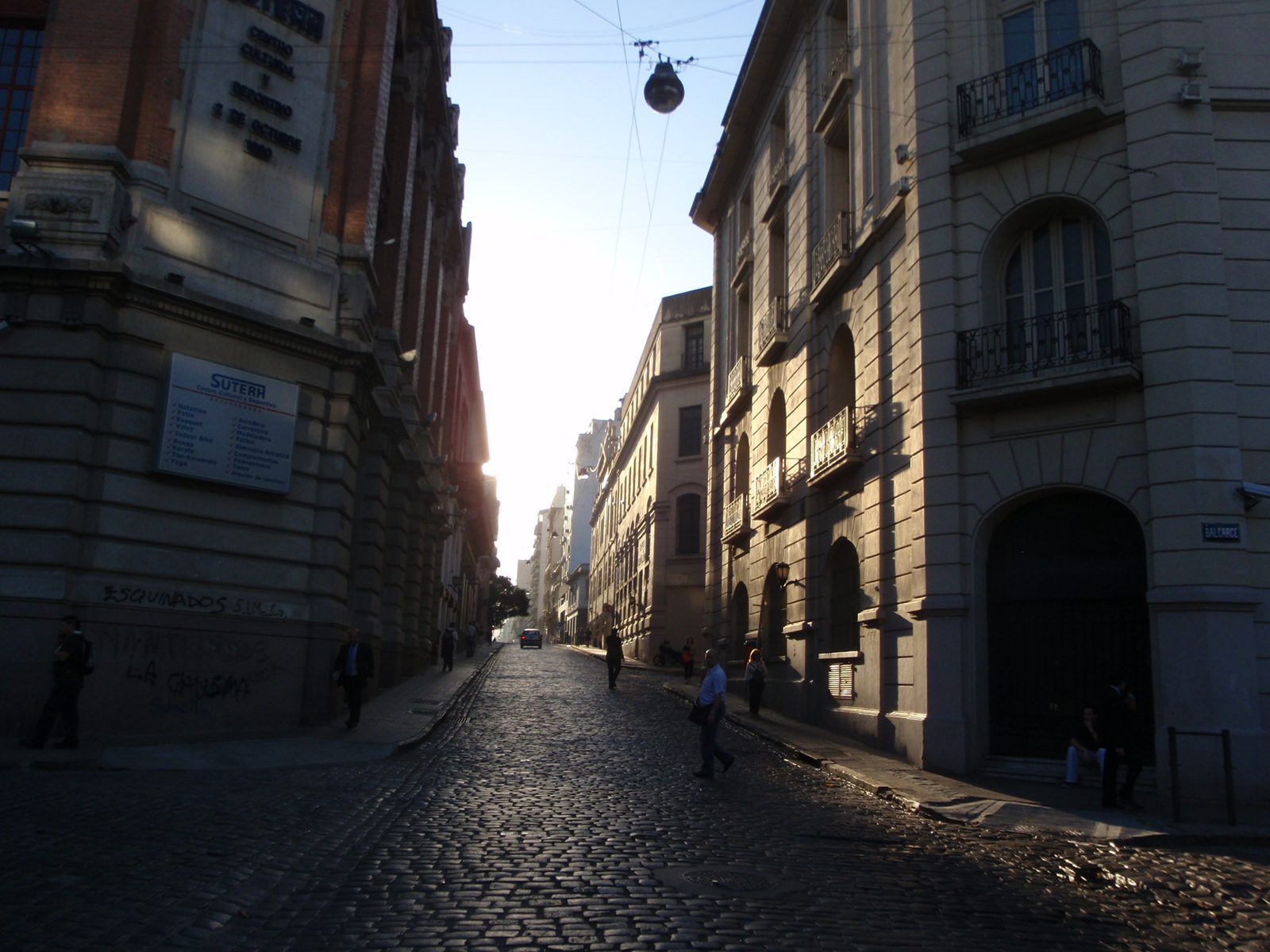 Jay and I spent the twilight hours roaming the cobblestone streets of Buenos Aires.