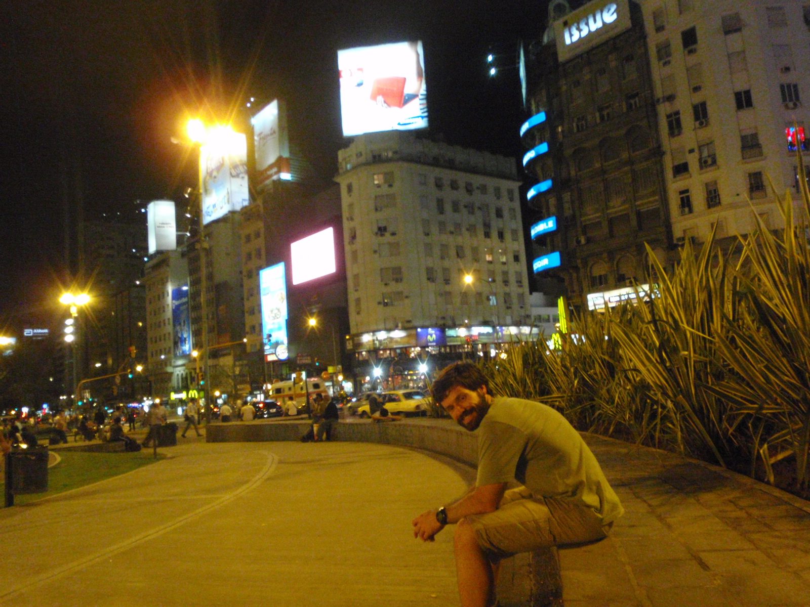 Jay hanging out by the obelisco.