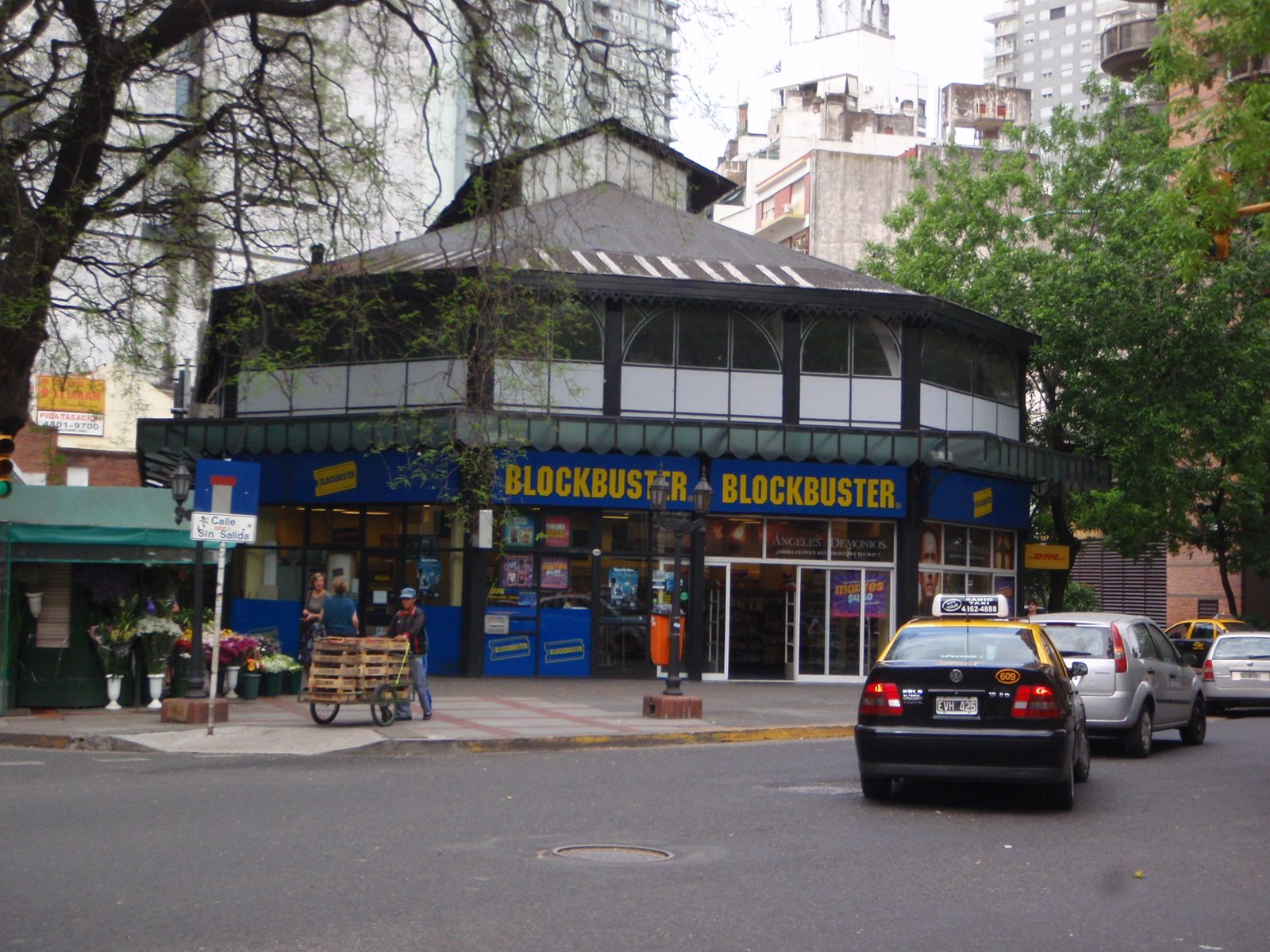 Who would have thought Blockbuster would be a thing, in Buenos Aires.