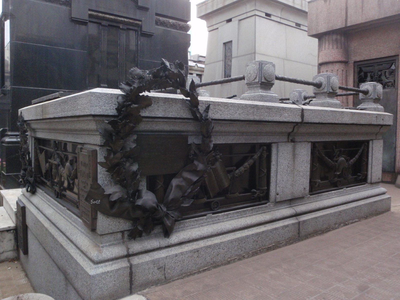 Crazy wrought iron wreath. 