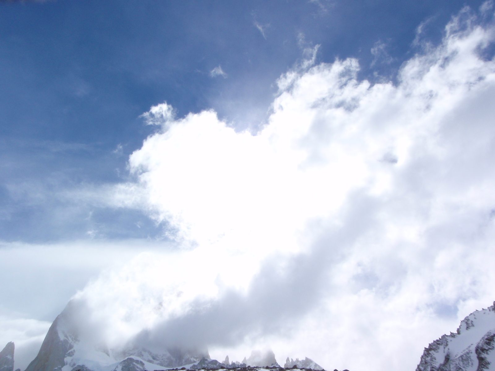 Neat cloud formation.