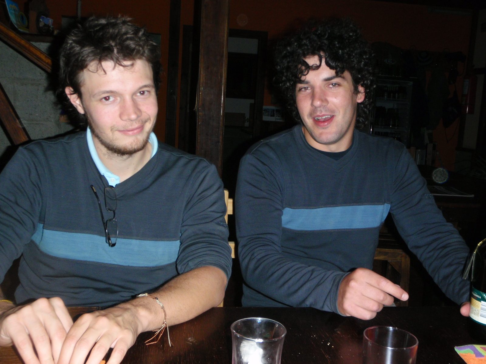Two Australians traveling separately who were wearing the same shirt.