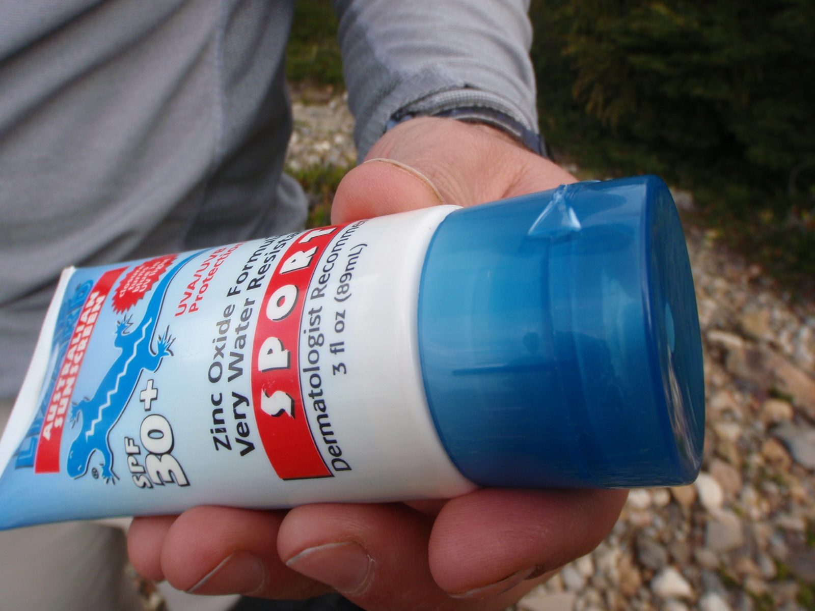 Jay had a bottle of sunscreen that had a top that would turn blue when exposed to UV light....