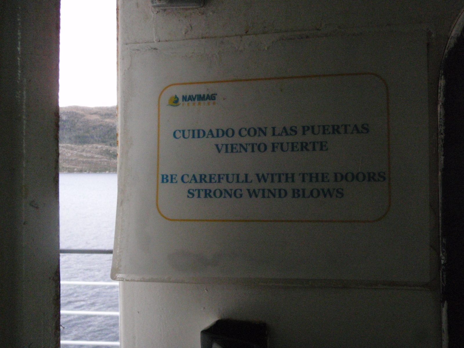 Be carefull - Strong wind blows!