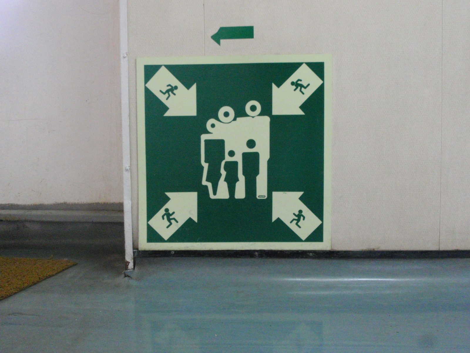 Emergency assembly point icon.