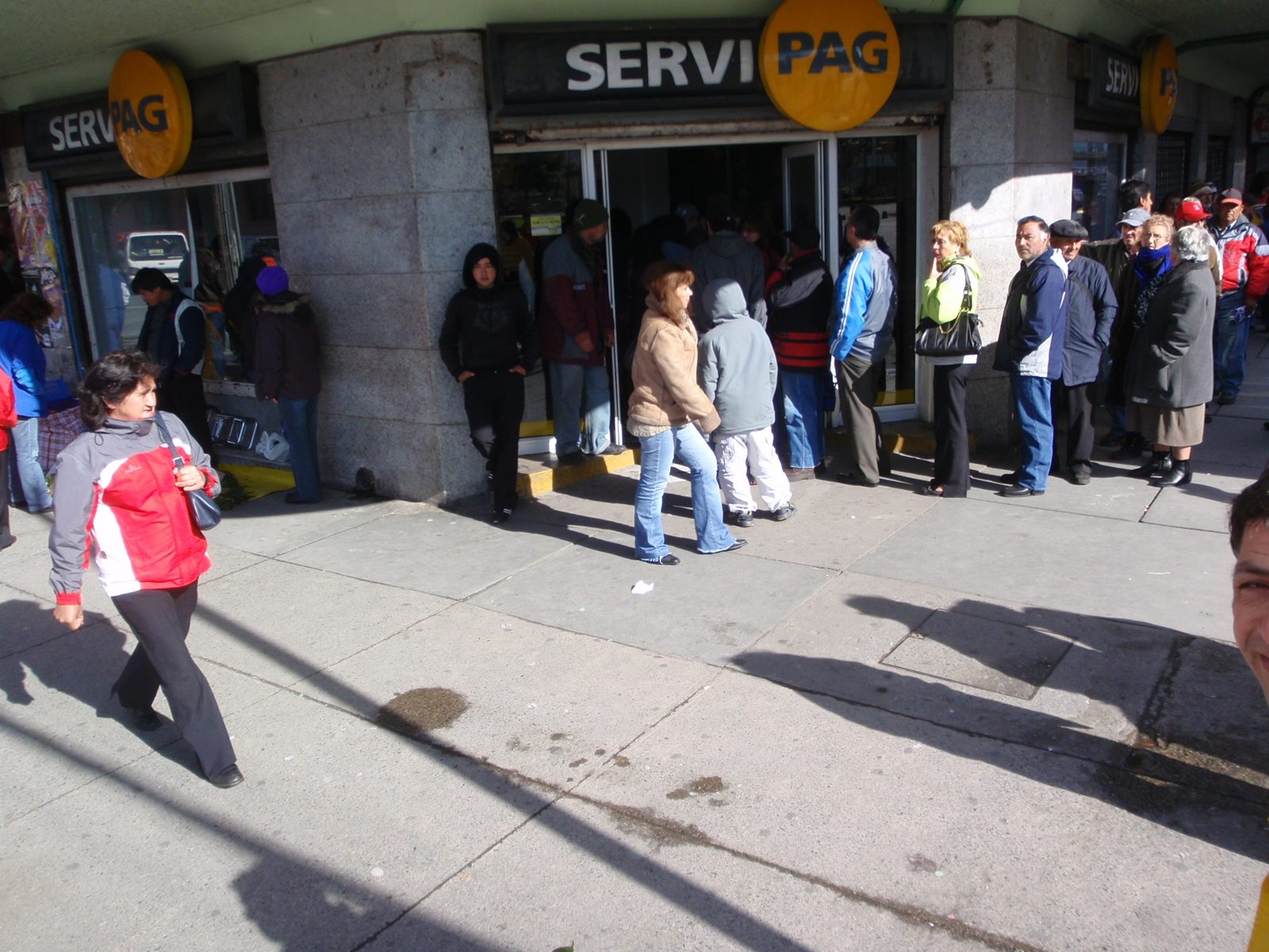 Why are there always lines for ATMs in foreign countries?