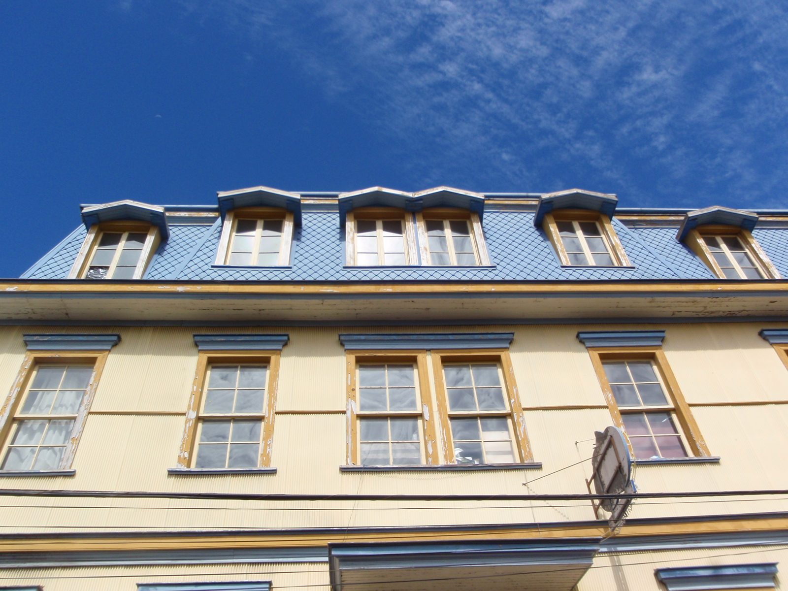 Another view of the hotel, I think also along Calle Miguel Angel.