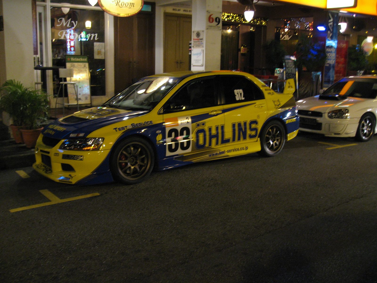 Hmmm... maybe I should do something like this to my EVO.