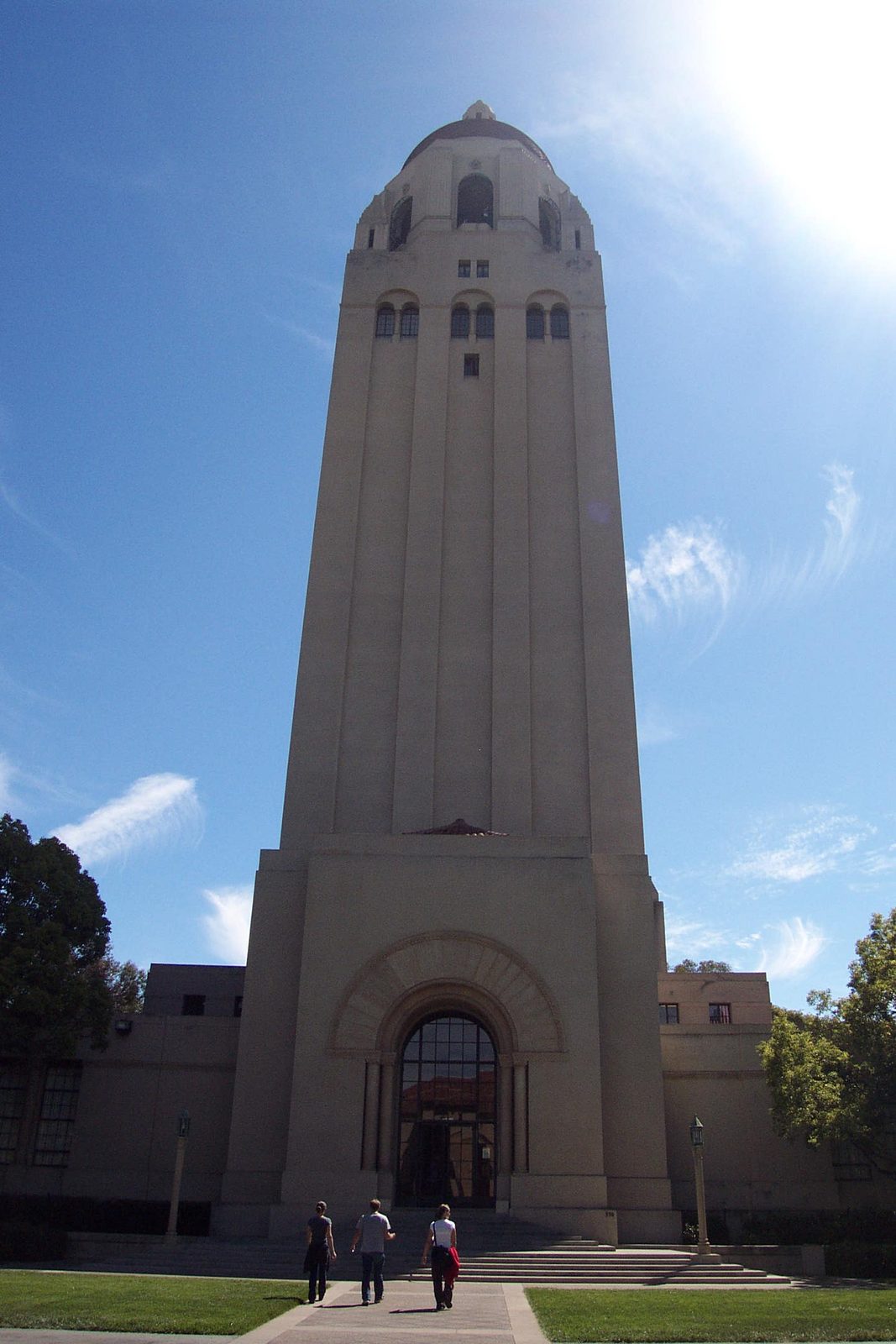 Rachel, John, and Tini in front of Hoover Tower.
