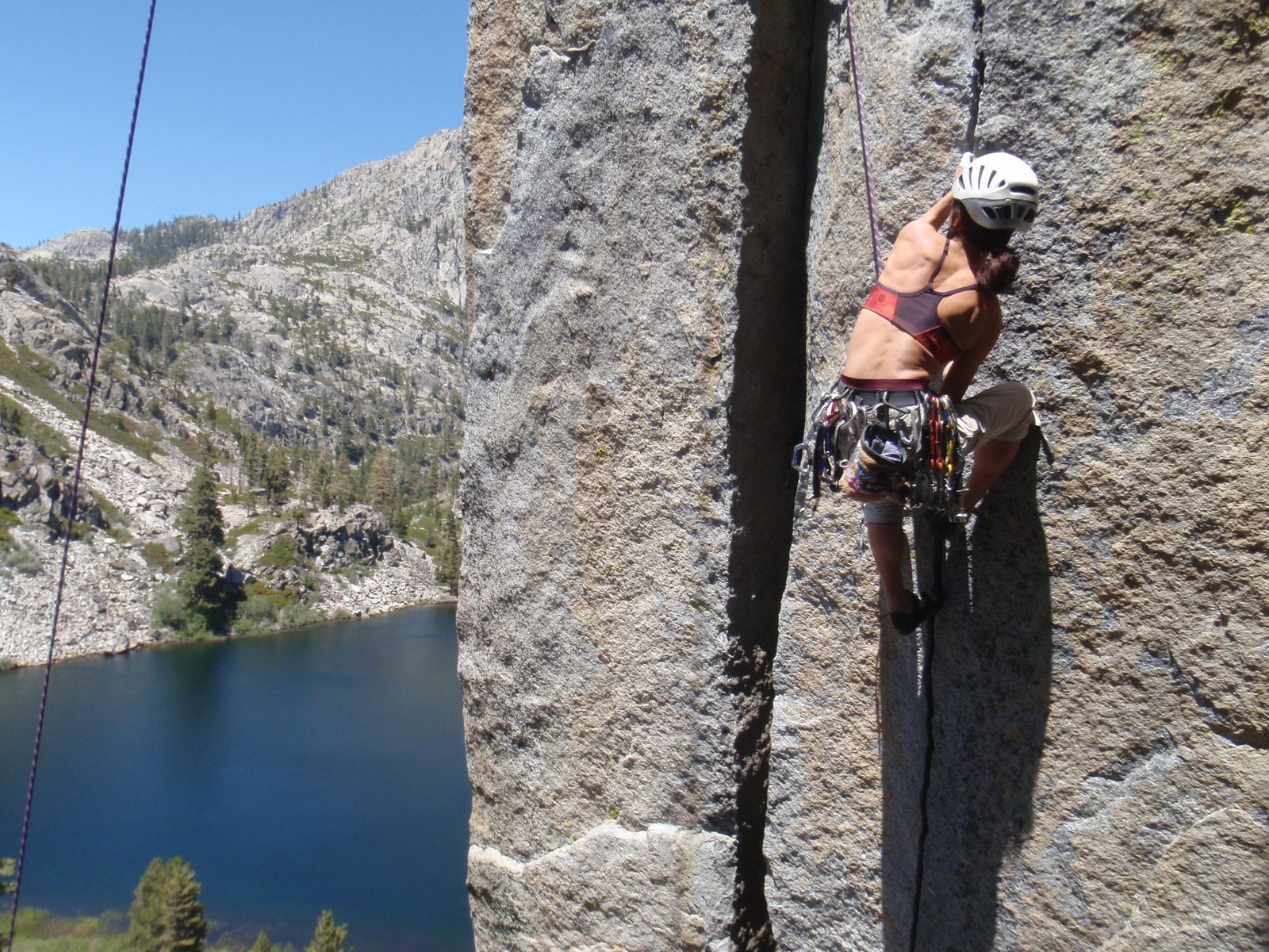 Overhung off-fingers. Fun.