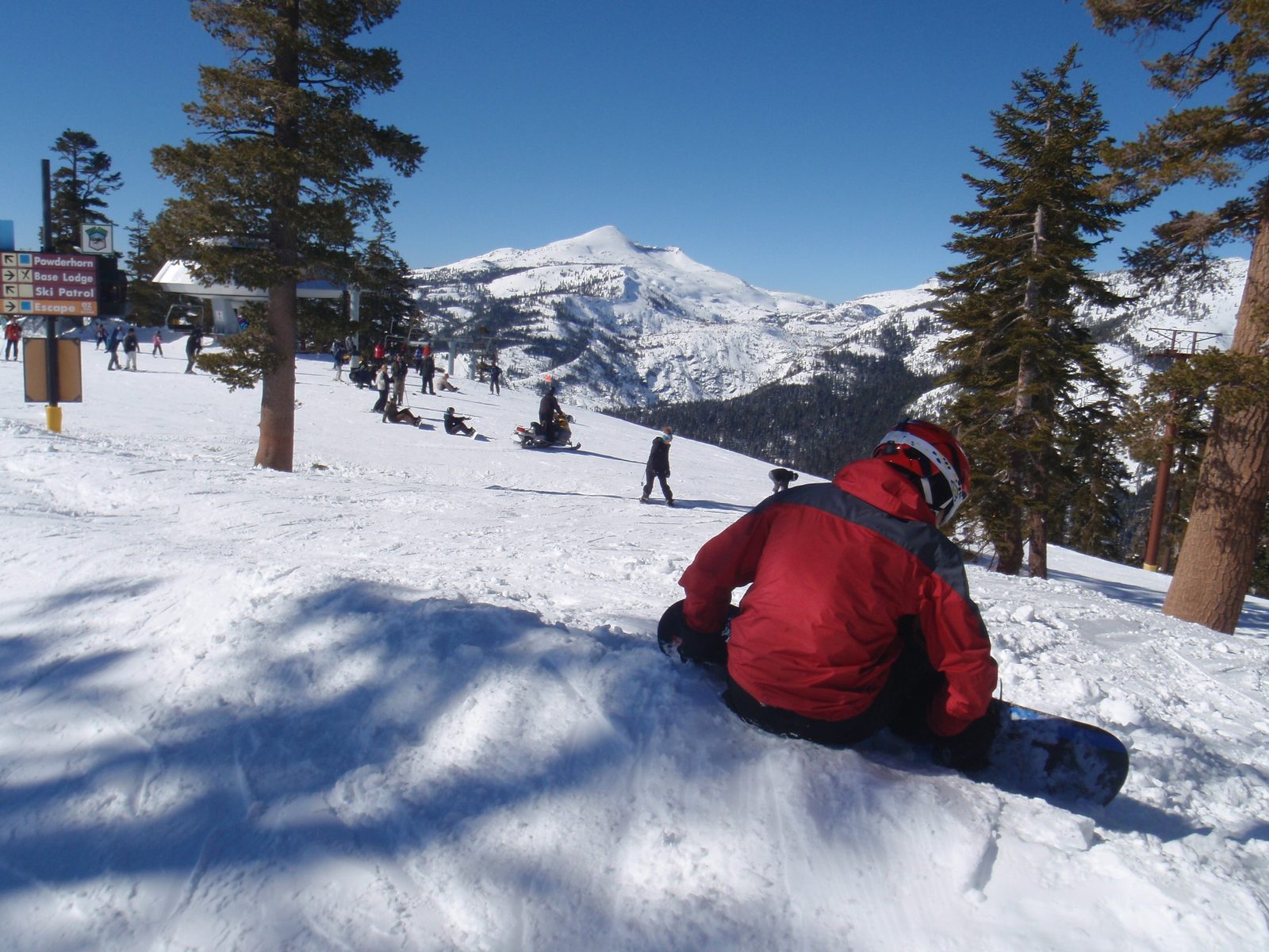 Yang with Pyramid Peak in the background. Not that it is necessarily visible in this shot, but...