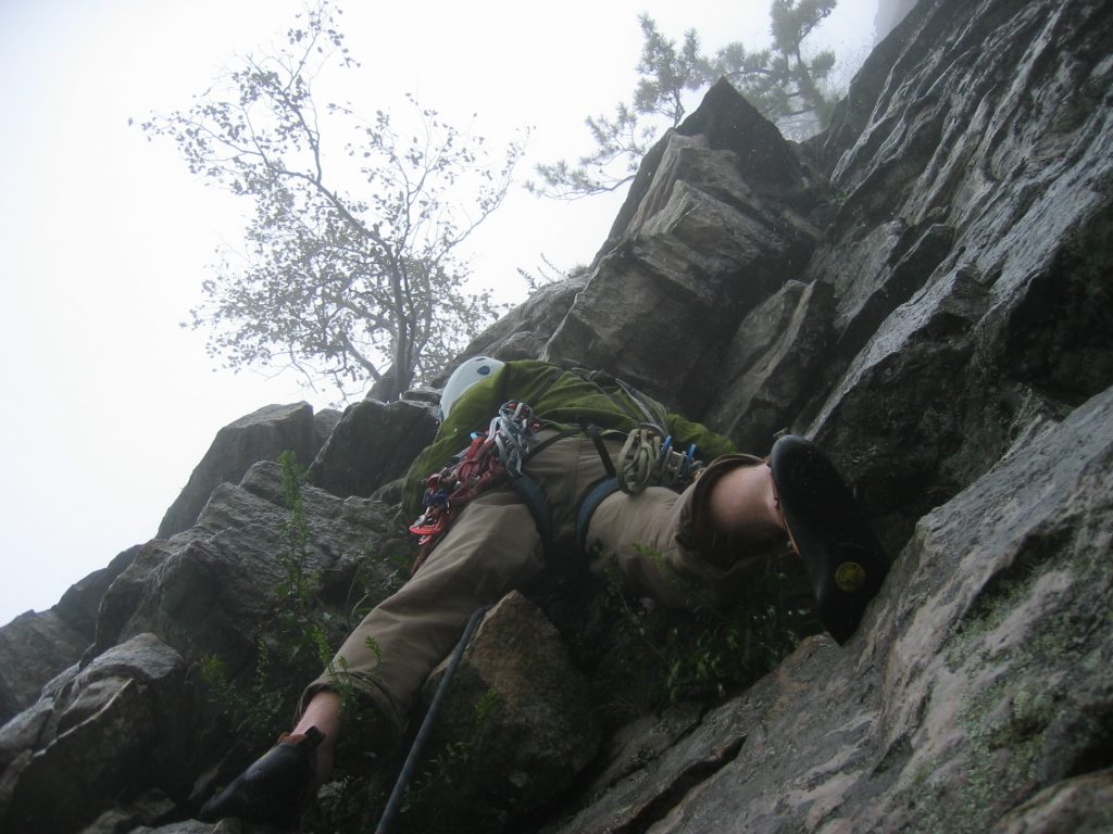 Mike leading the second pitch of Minty (5.3).  Look closely in the upper right to see big water...