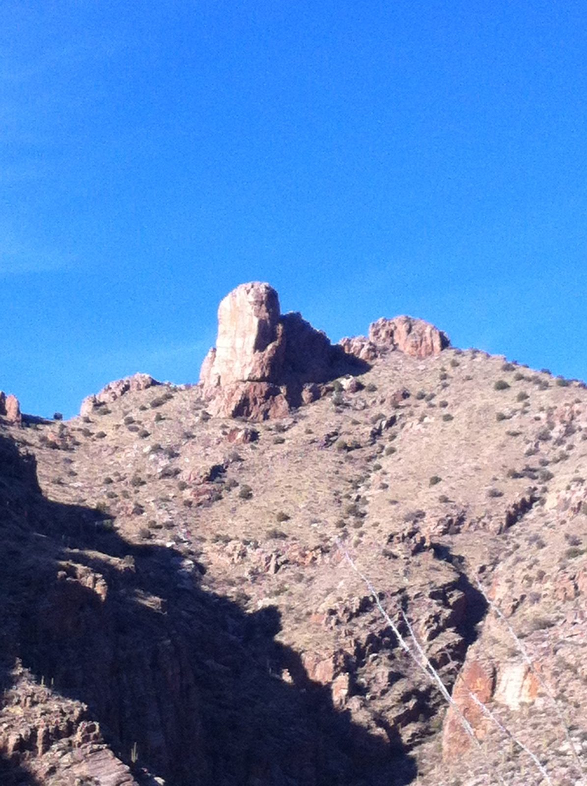 The Thumb: a 3-pitch 1-star 5.8 goes up the right side of that face. Looks fun!