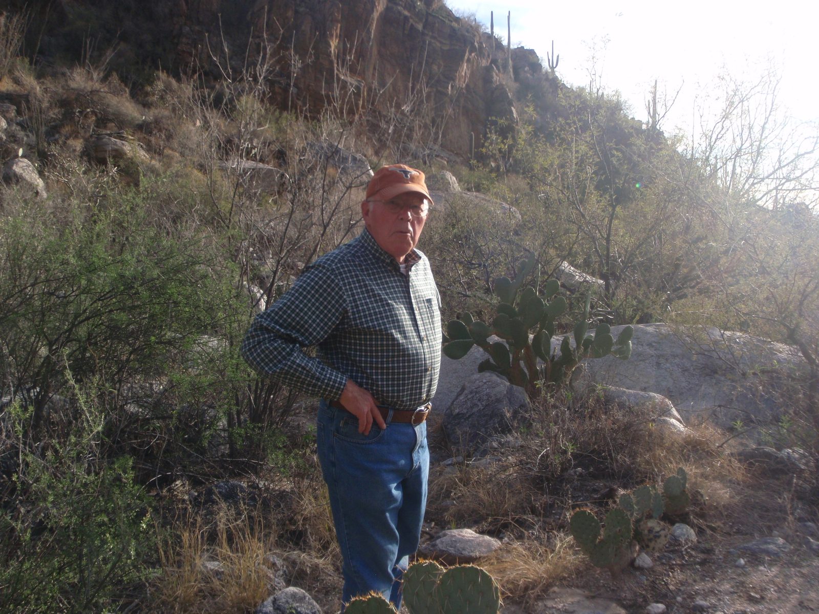 Dad and John go for an afternoon quick stroll at the start of the Finger Rock trail.