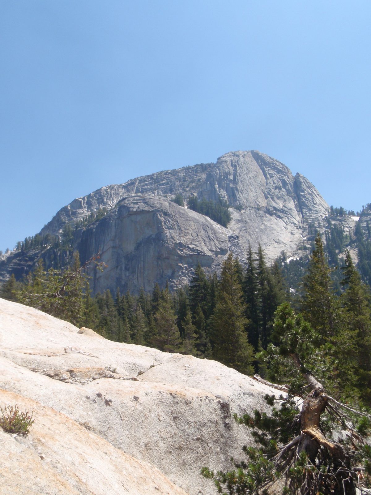 Eating lunch on the southern toe of Lamb Dome, looking at Drug Dome (left) and lofty Mariolumne...