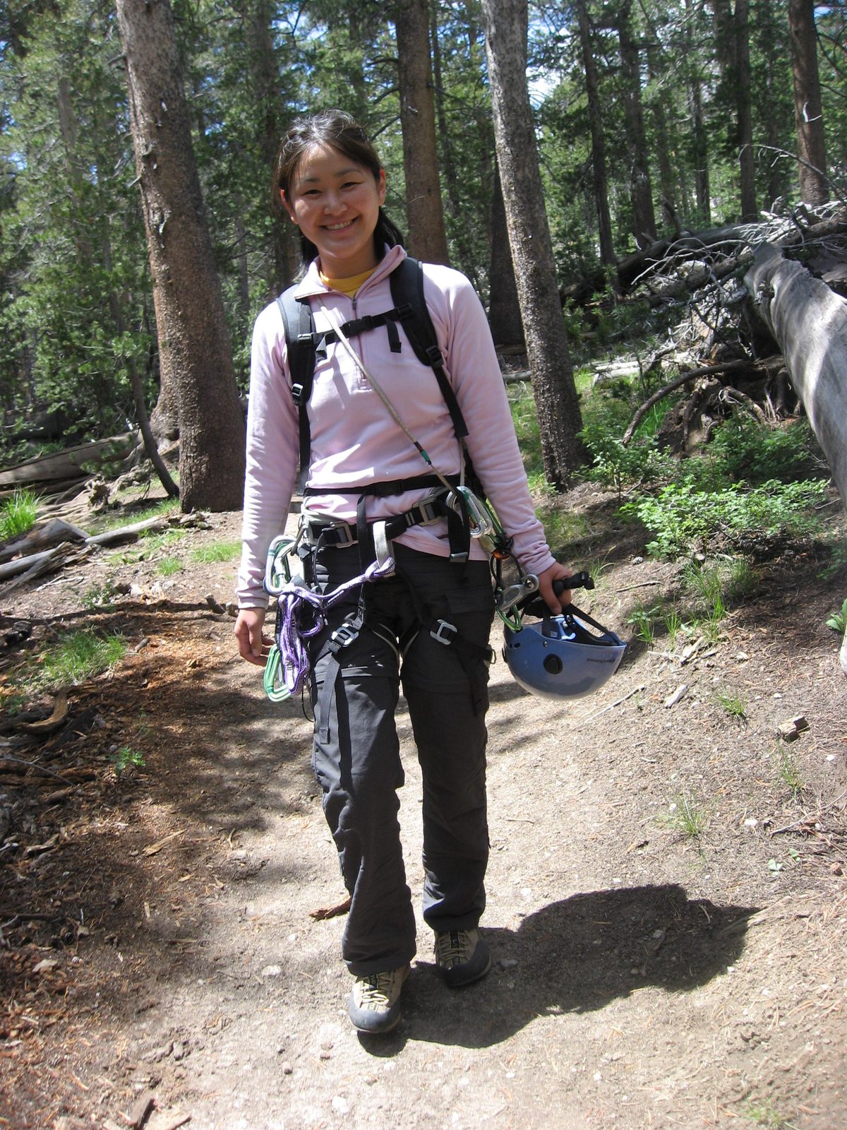 Hiking down the tourist trail, by way of Dog Lake, back to the parking lot.
