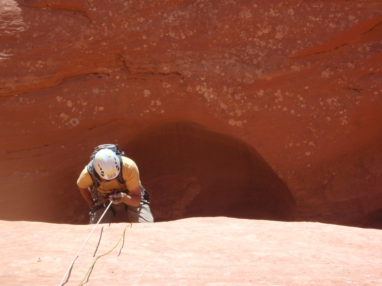 Andy on rappel.