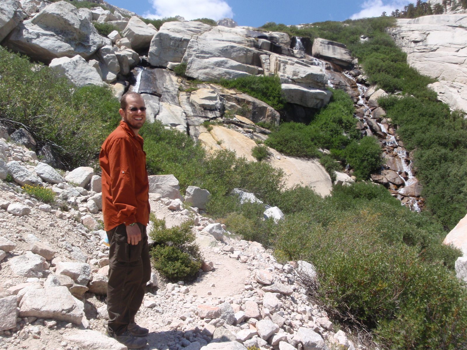 Joel, with the North Fork of Lone Pine Creek in the background, between Lower and Upper Boyscout Lakes.