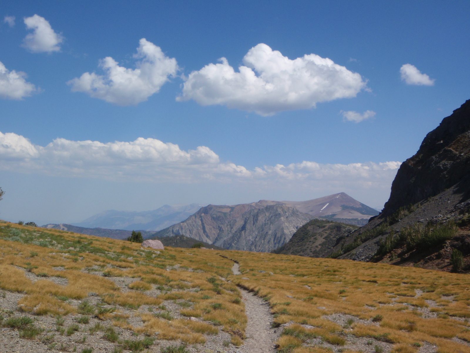 The trail ahead: next pass would be Gem Pass, eventually leading to Gem Lake, my intended camping spot.