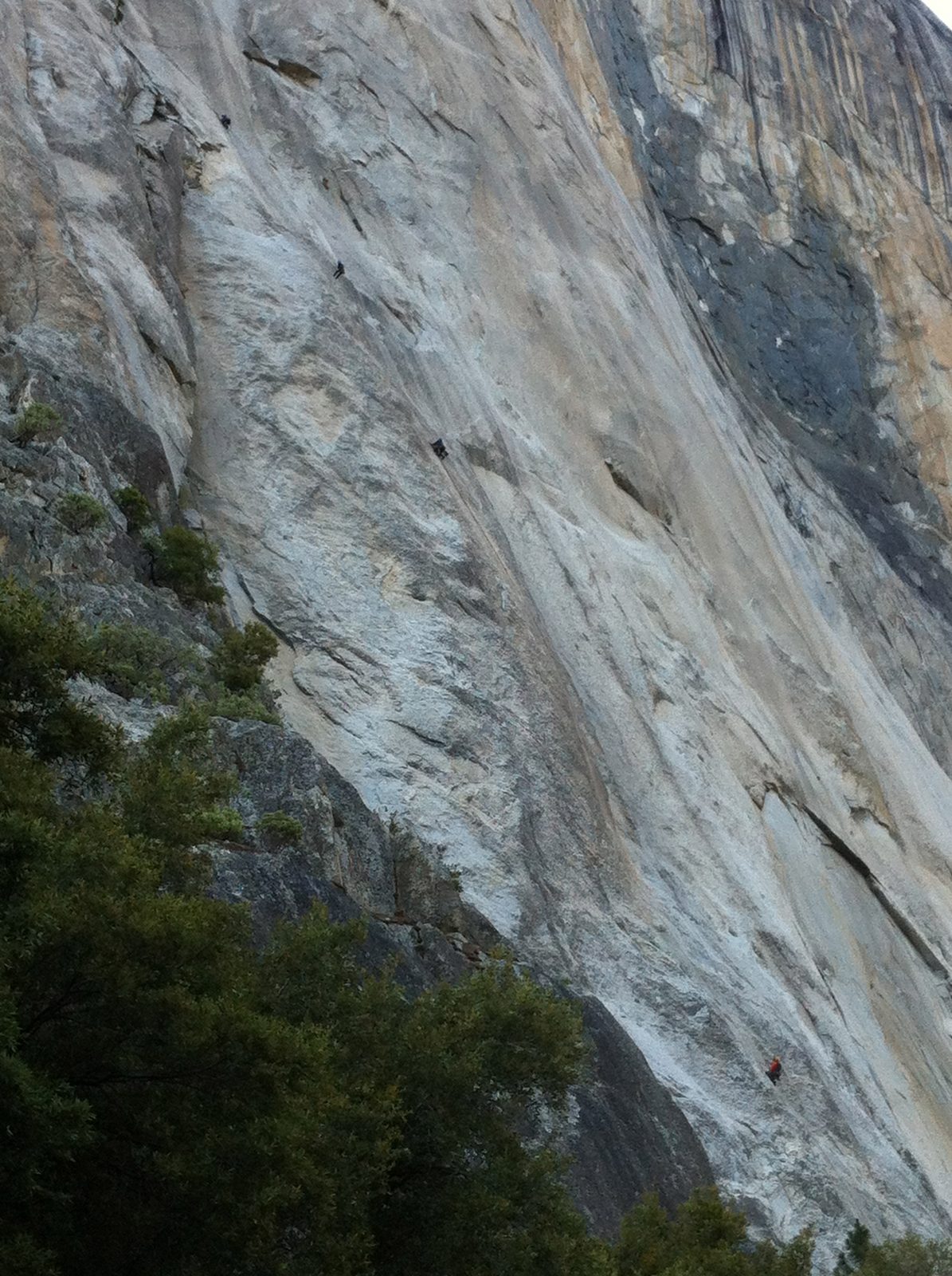I think this is what in the military would be called a Charlie Foxtrot. At least 10 climbers...