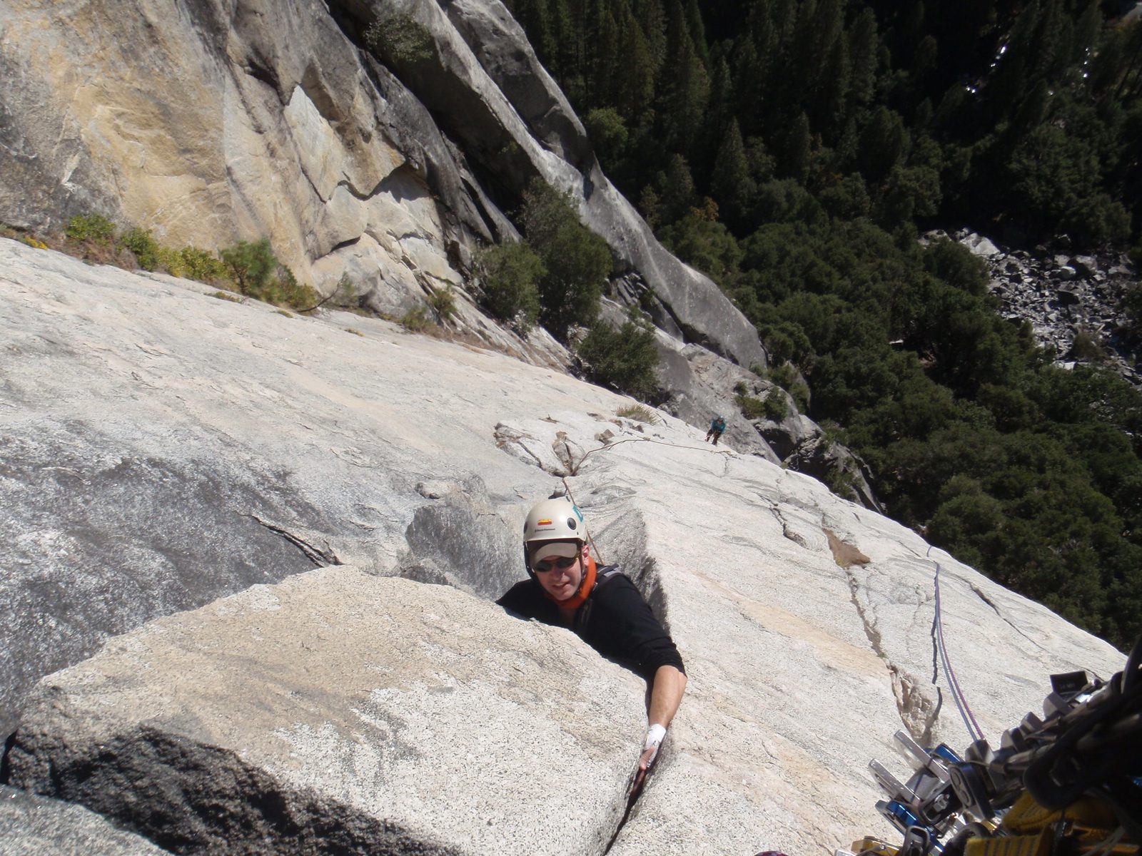 Jeff, pulling the 5.8 crux on pitch 4 of Super Slide.