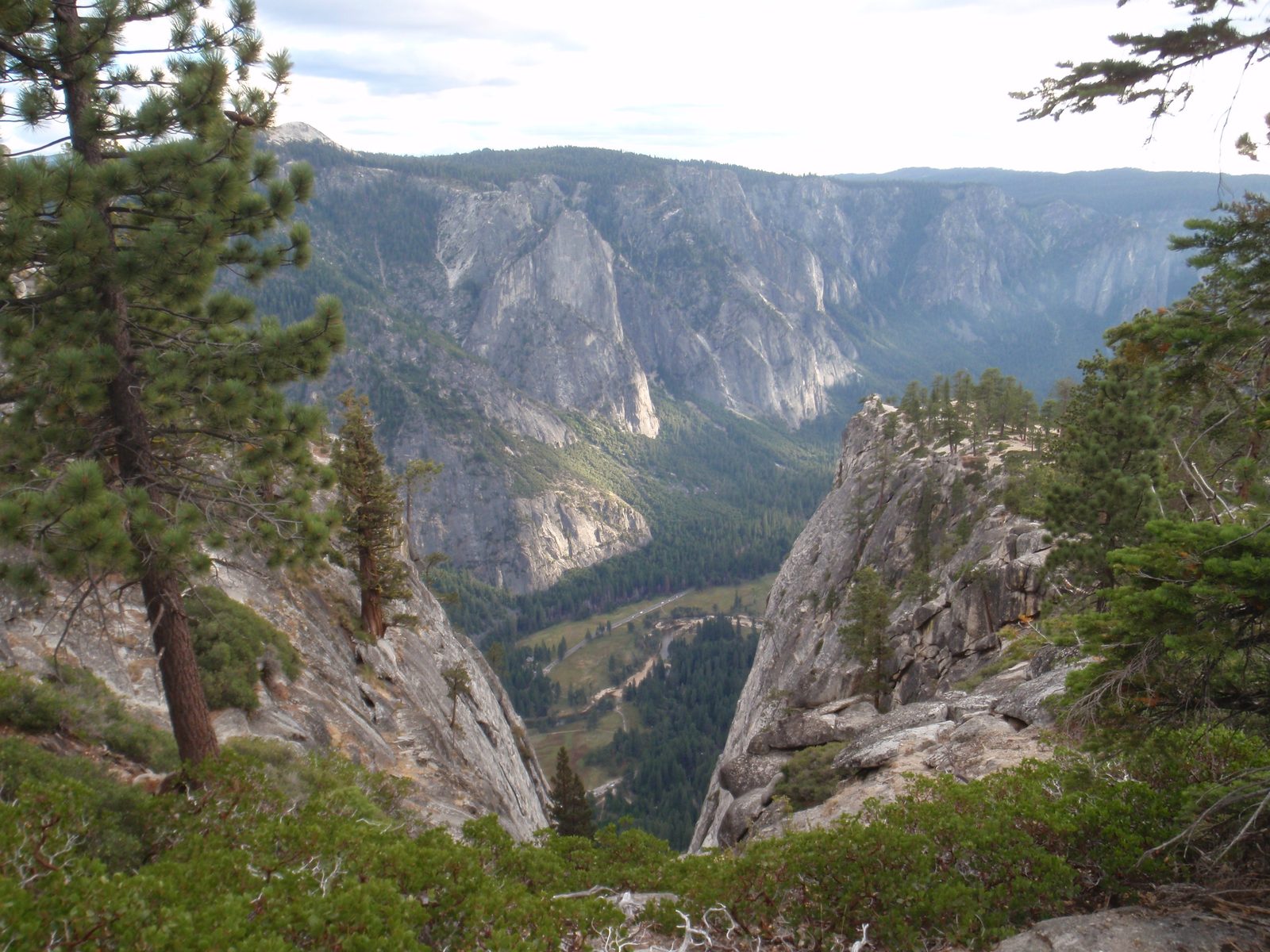 A very steep drainage into the valley.
