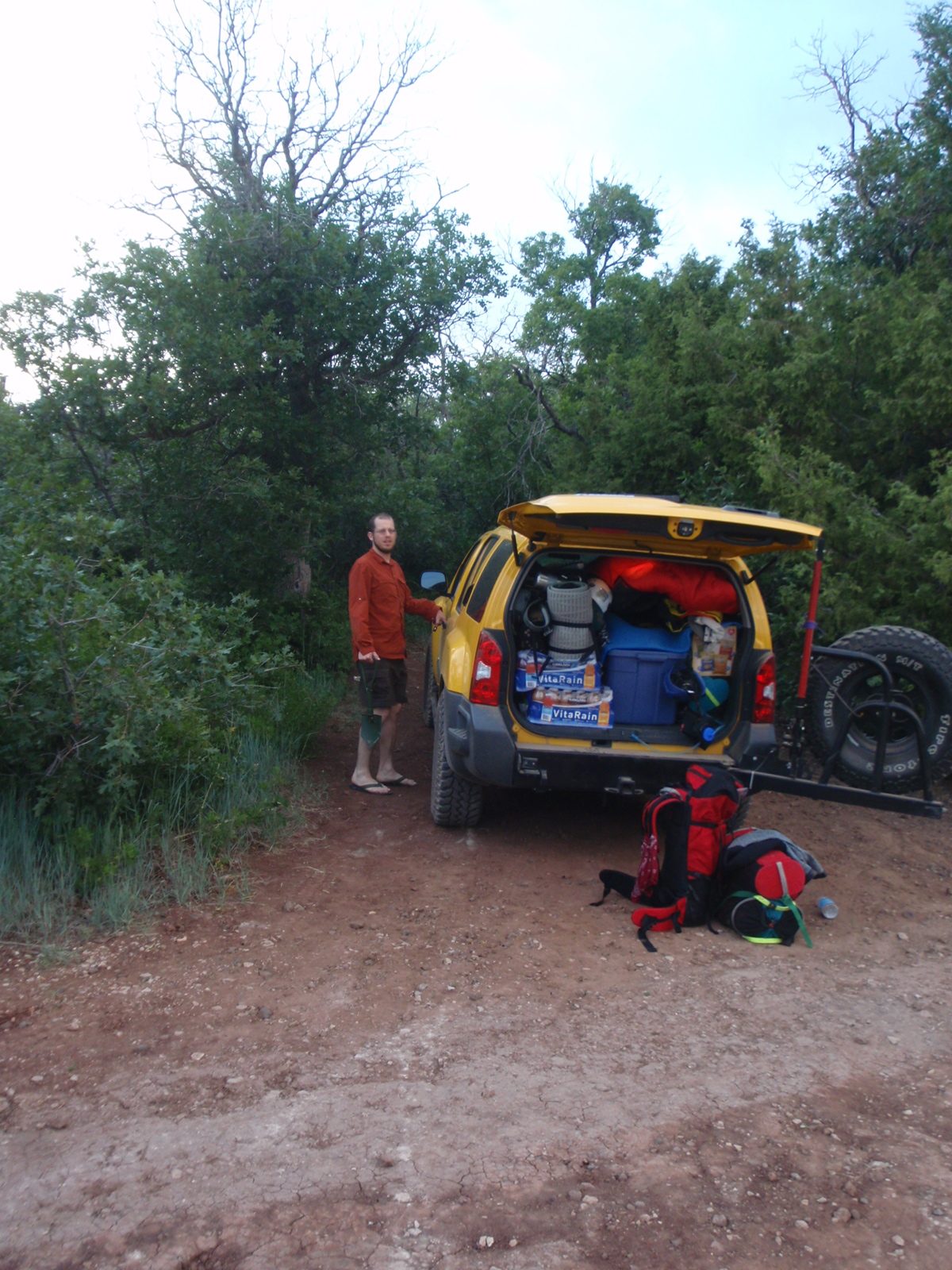 Joel packs up his truck.