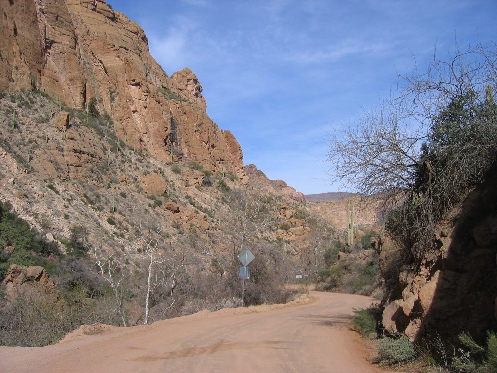 Back on our dirt road heading towards Roosevelt Dam