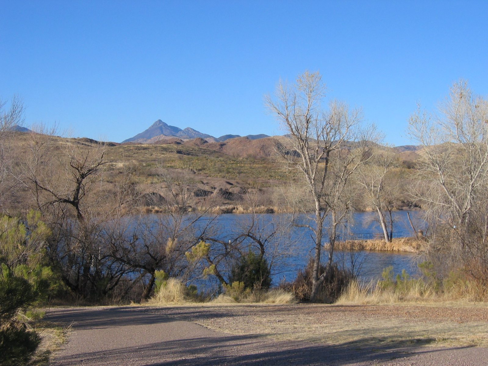 Lovely peaceful lake ... man made ... took out the railroad when they flooded the area