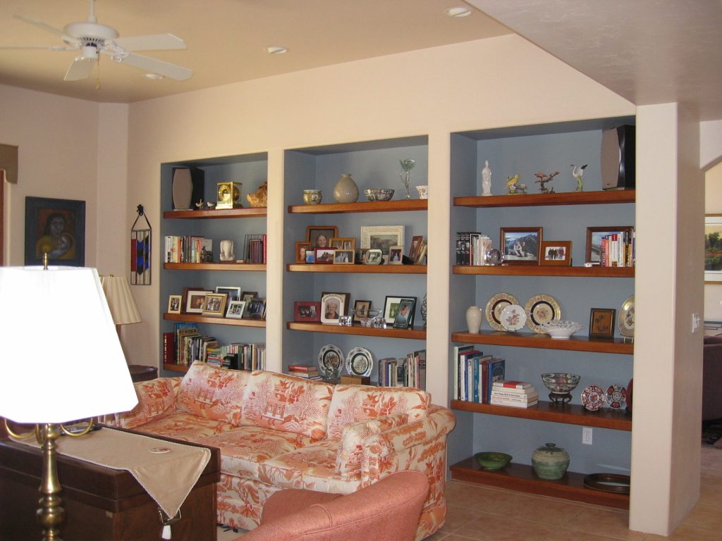 Another shot of those shelves.

Needs work.