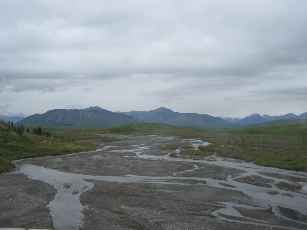 Finally you can see what I meant by 'braided".  Coursing through a large U-shaped valley created...