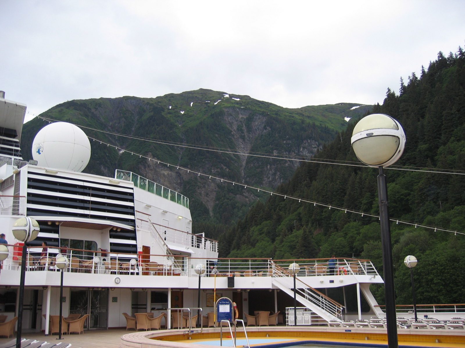 This was the outdoor pool and deck, literally 20' from out stateroom's door.  Would have really...