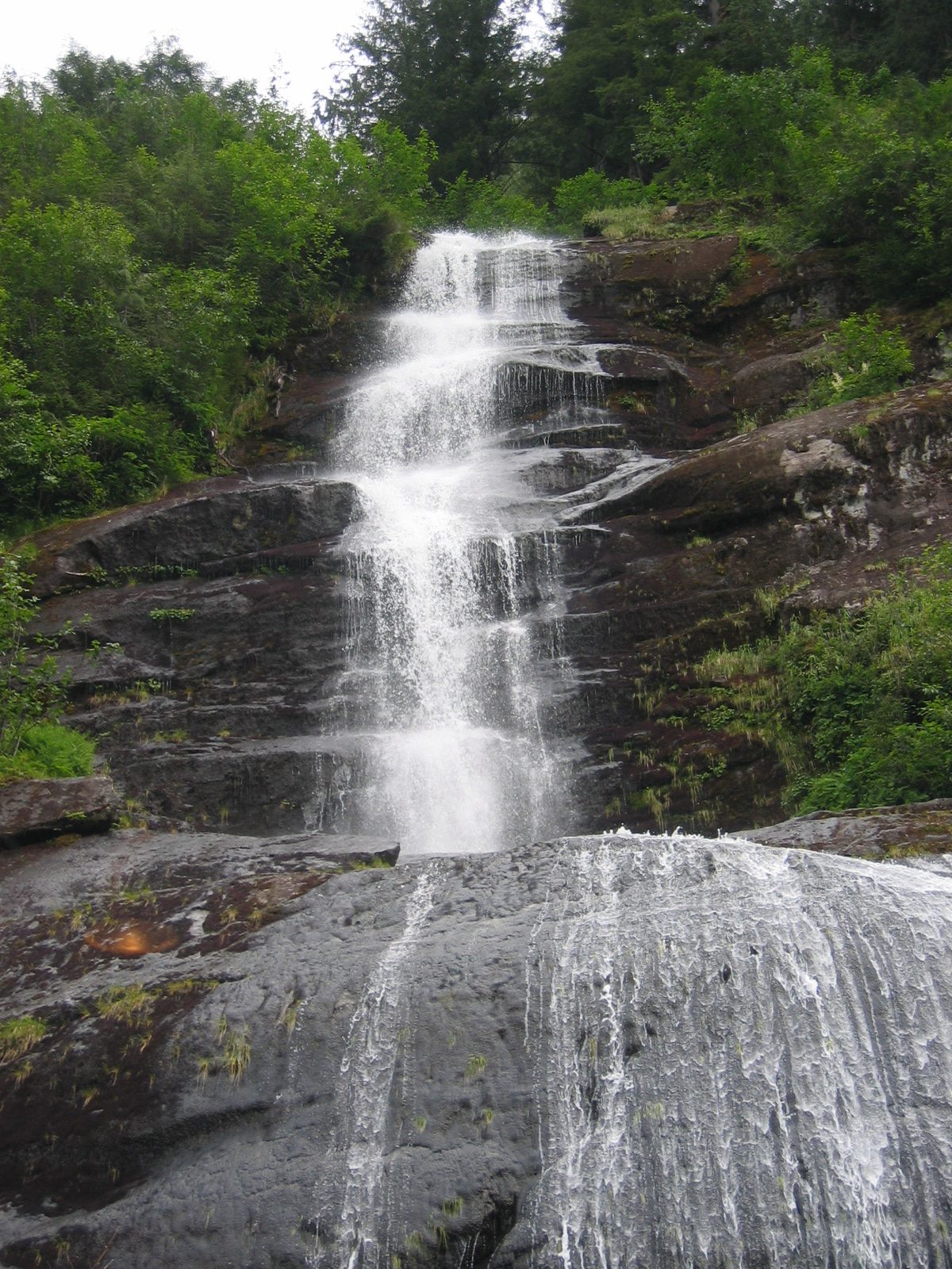 Went out on the top deck and got what I think is the best picture of the waterfall