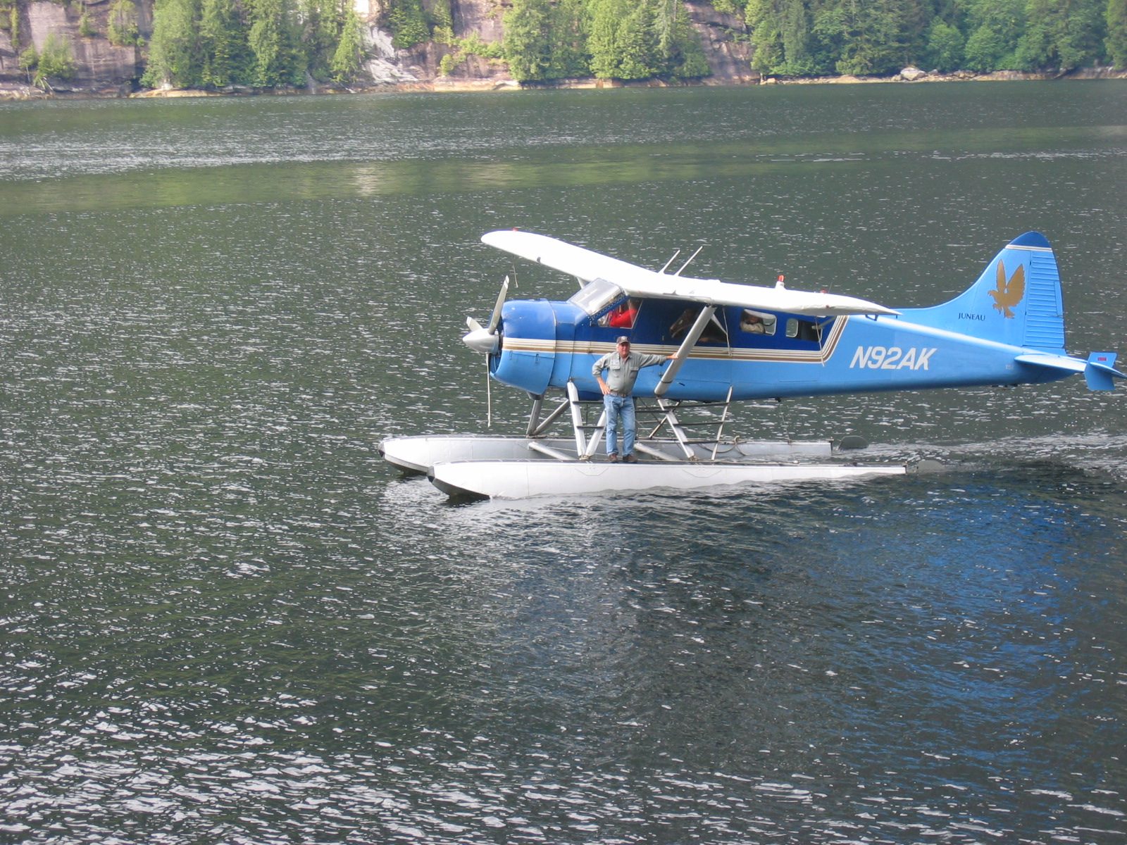 Some of the folks on the boat were disembarking to fly to the ice field.