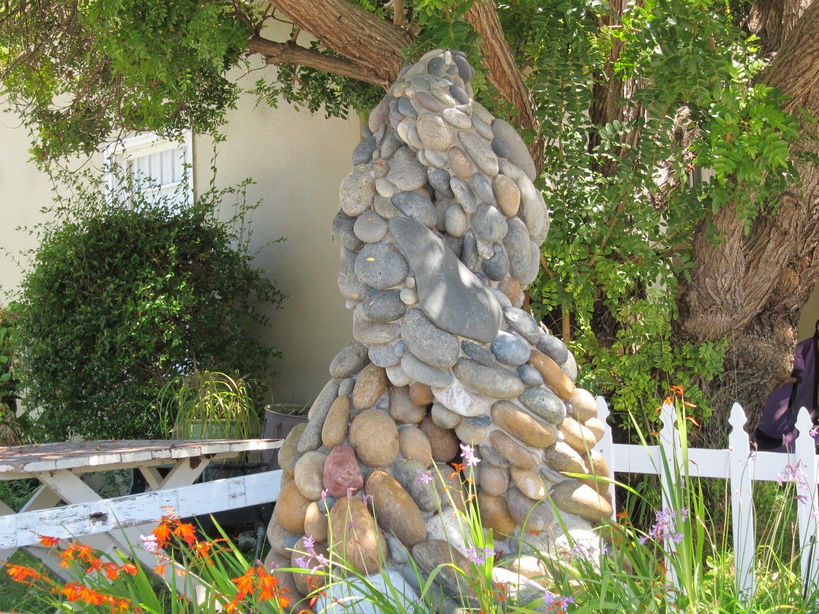 Unusual rock sculpture on one of the side streets in Santa Cruz.