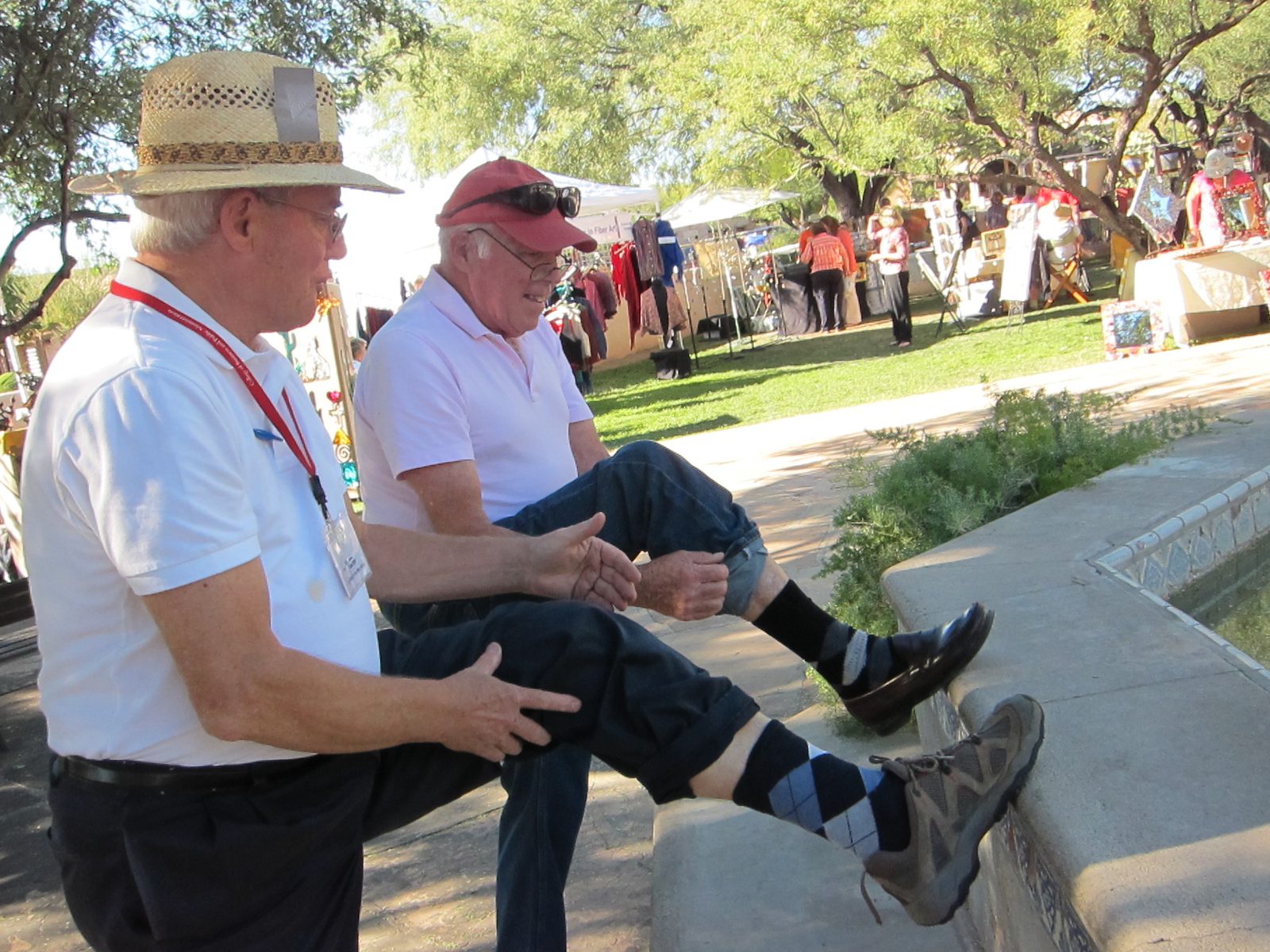 Peter meeting up with his buddy Tom Eiff at the St Phil's in the Hill's art show.  Wanted Peter...