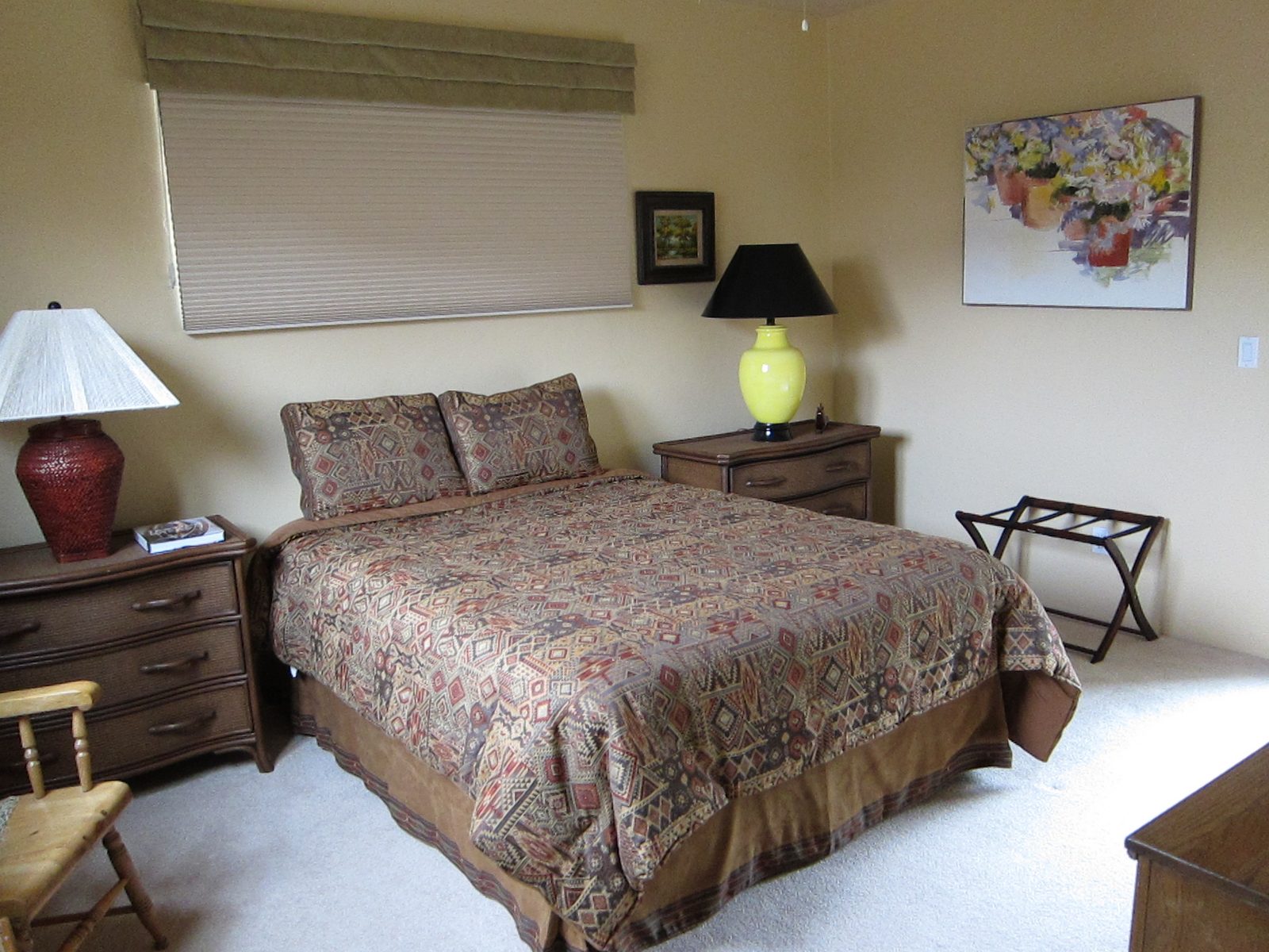 John's guest bed room.  Still working on lamps