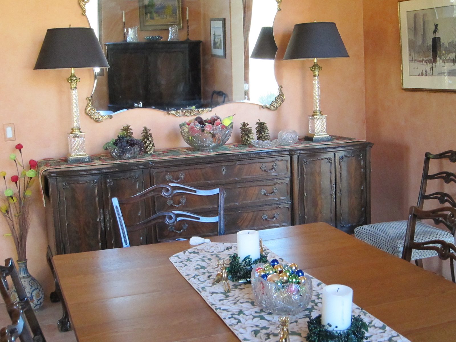Picking up the buffet.  Have removed the punch bowl stand, and filled with beaded fruit.