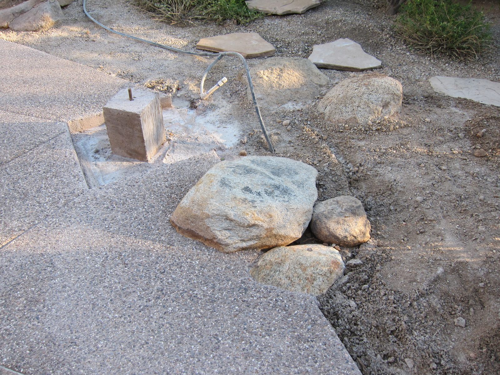 Just showing how the rocks were surrounded - intentionally.