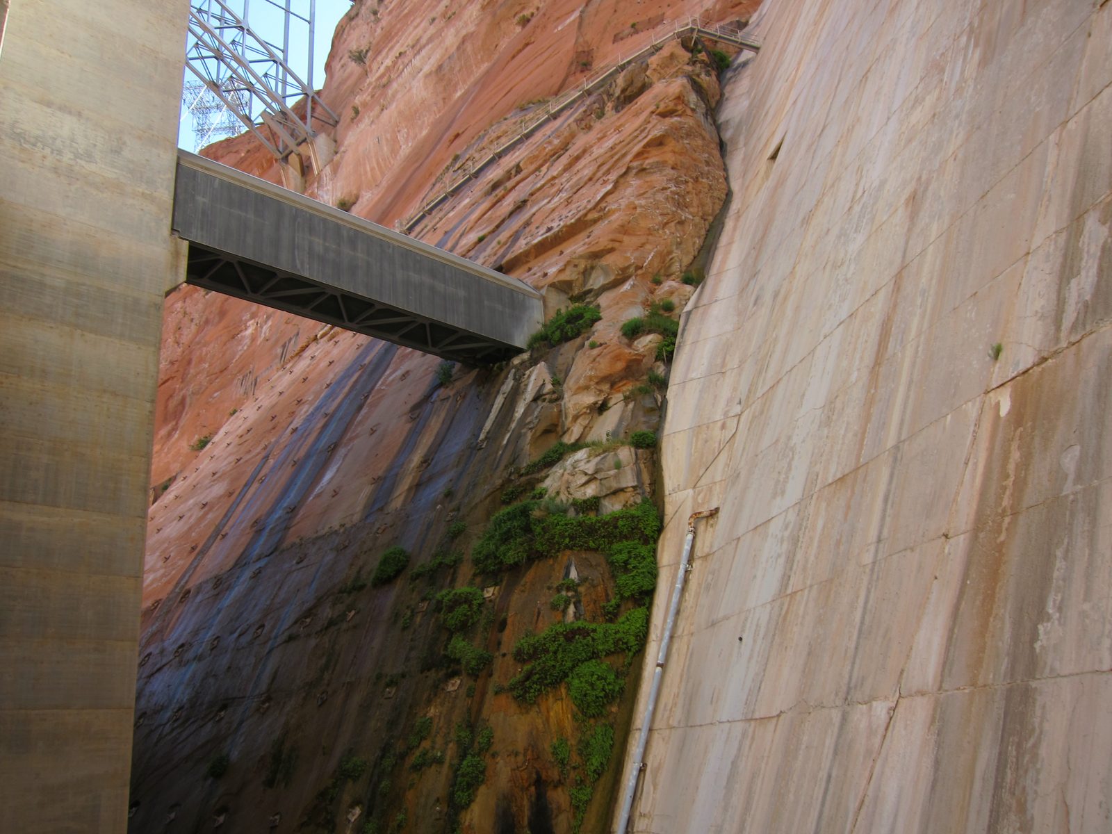 Not sure what that walkway is ...