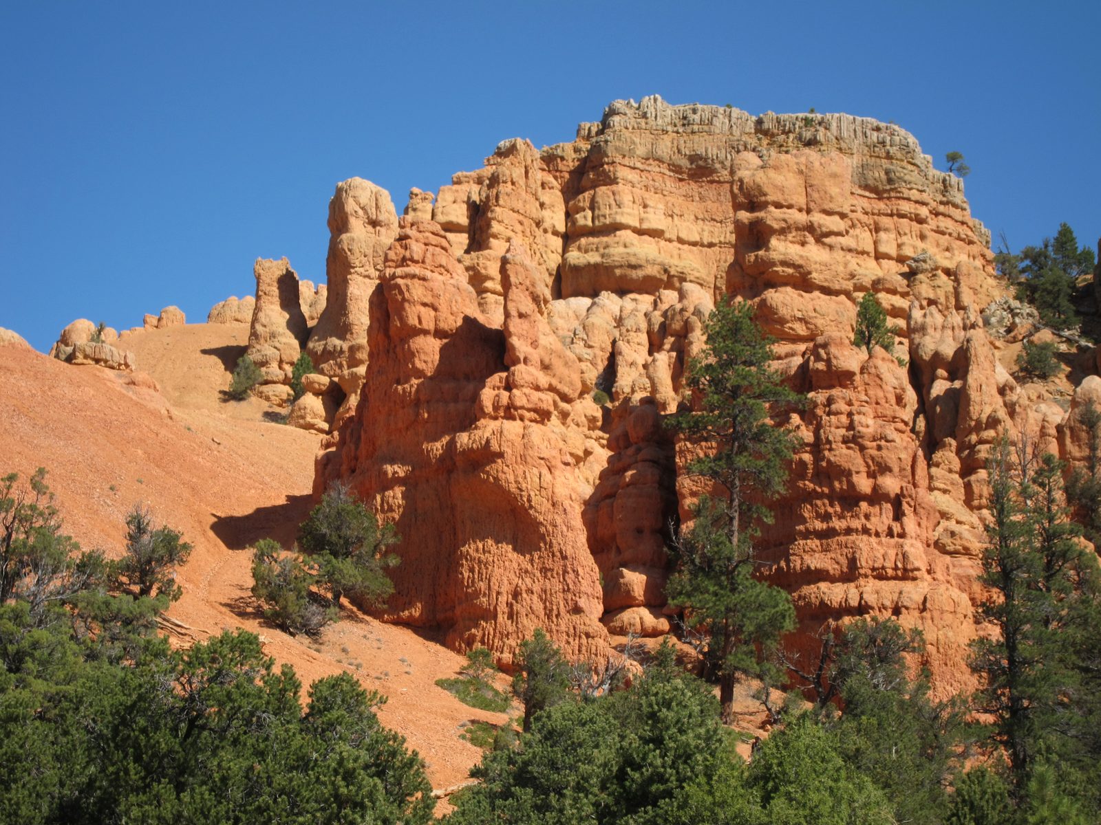 On the road to Bryce, you go through an area called Red Rocks ... which are pretty spectacular...