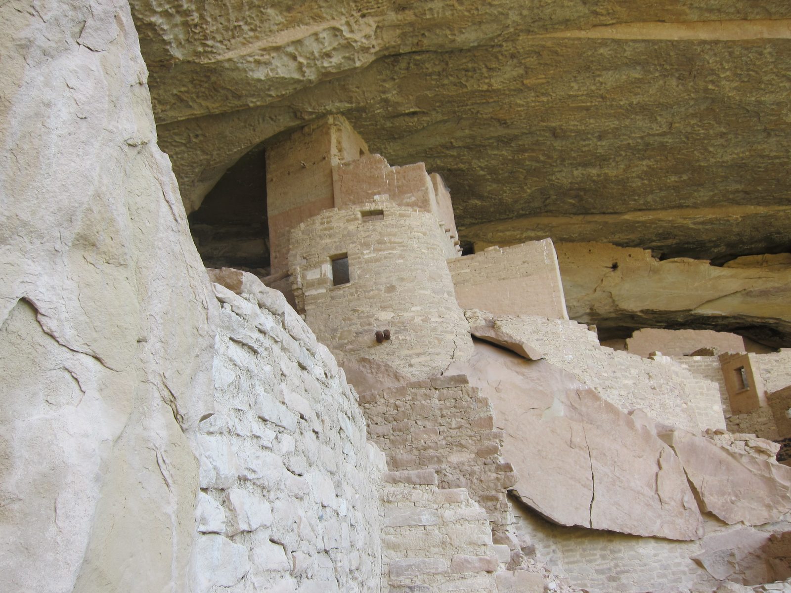Most of this adobe work is original ... which just blows my mind.  I guess I expect cathedrals...