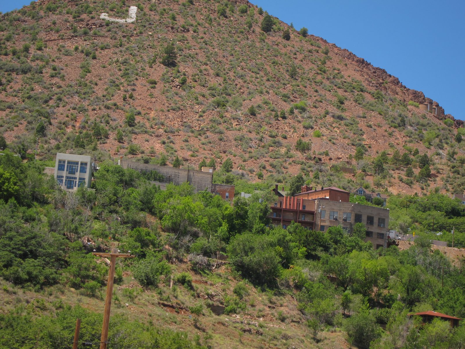 Jerome is built on the side of a hill.