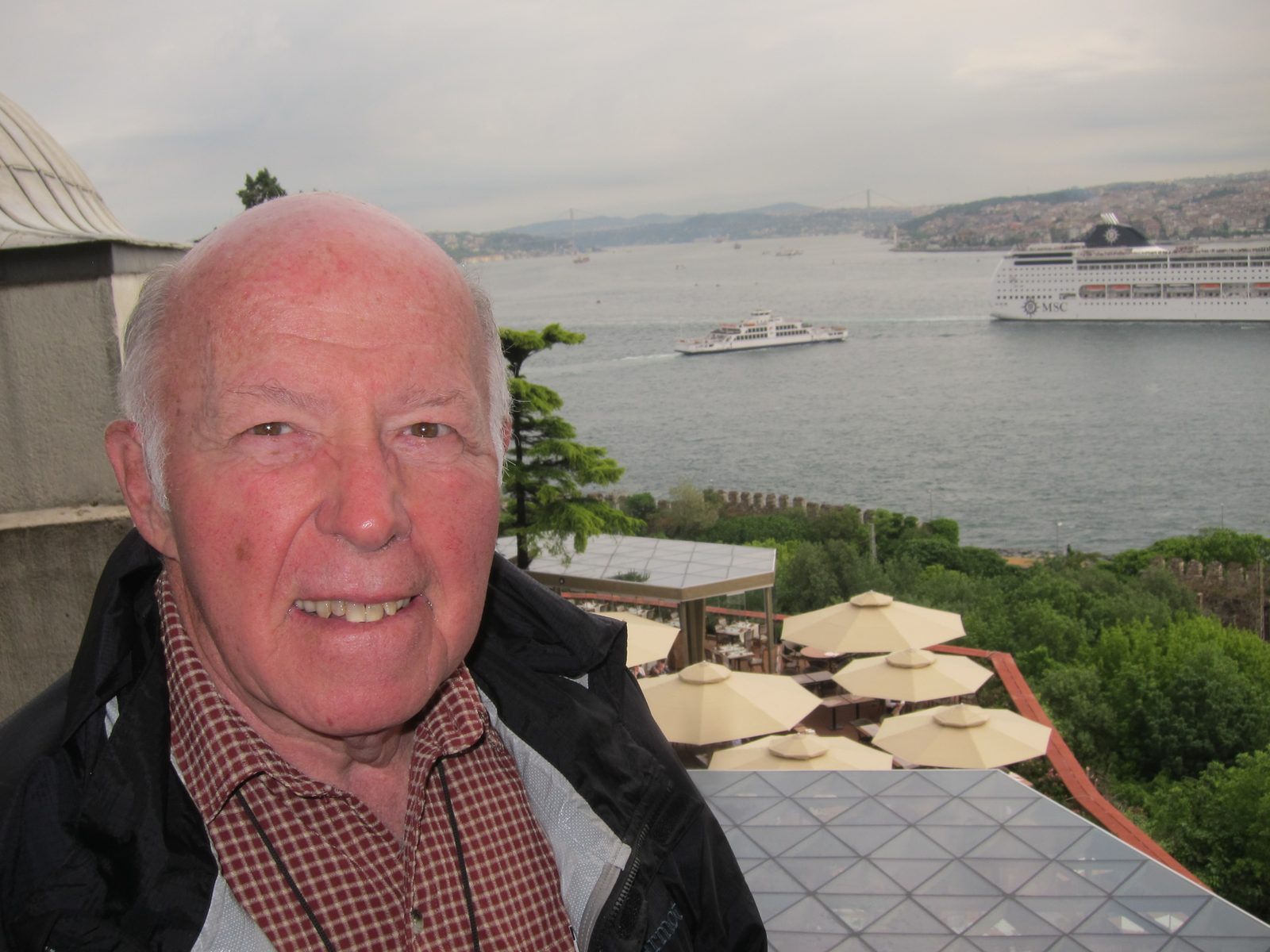Still on the terrace.  The suspension bridge in the far distance is over the Bosphorous, but I'm...