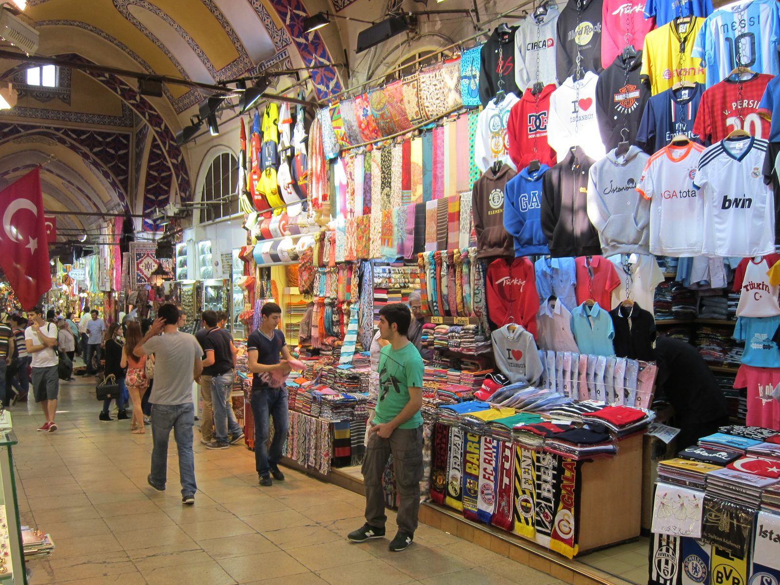 More Grand Bazaar.