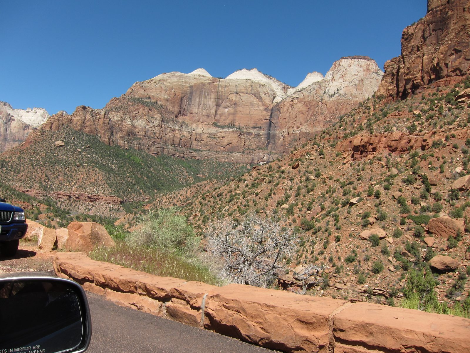 Still along the entrance road, east of the big tunnel