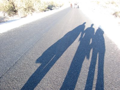 Mom, Jay, and Catherine head up the Sabino Canyon trail...