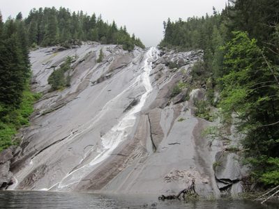The waterfall is supposedly 1600 ft, total (...