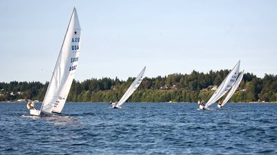 Headed to the mark in the next race (these photos...