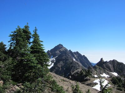 Looking over at what I later learned was Mt Washington...